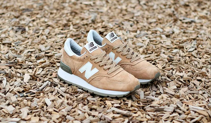 is new balance 990 a neutral shoe