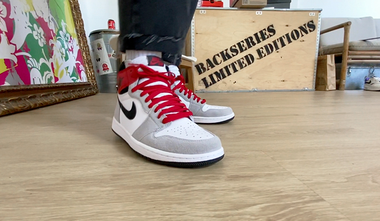 Air-Jordan-1-Retro-High-Light-Smoke-Grey-review