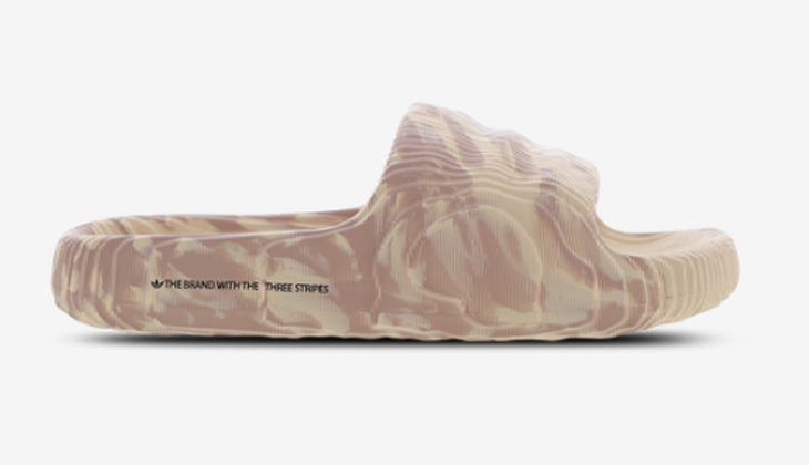 chanclas de moda para verano de 2023