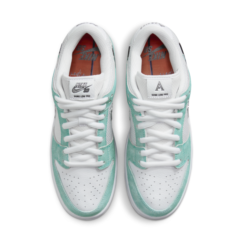 Nike SB x April Skateboards Dunk Low