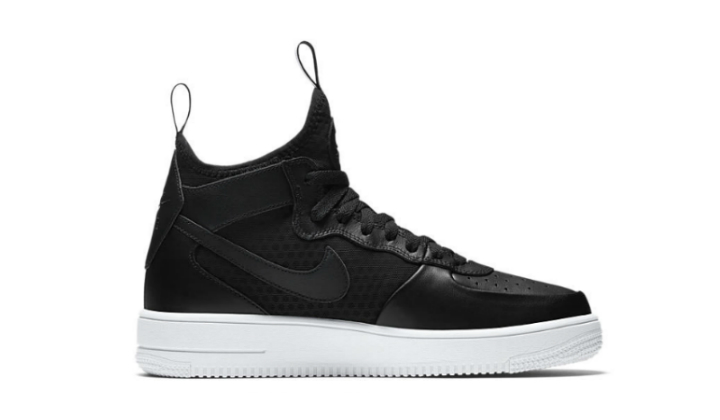 Nike Air Force 1 Ultraforce Mid Black negras