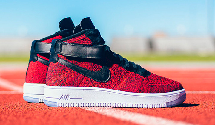 Nike Air Force Mid Flyknit "University Red"