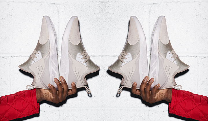 sneakers-nike-lunarcharge-beige-white-premium-prm