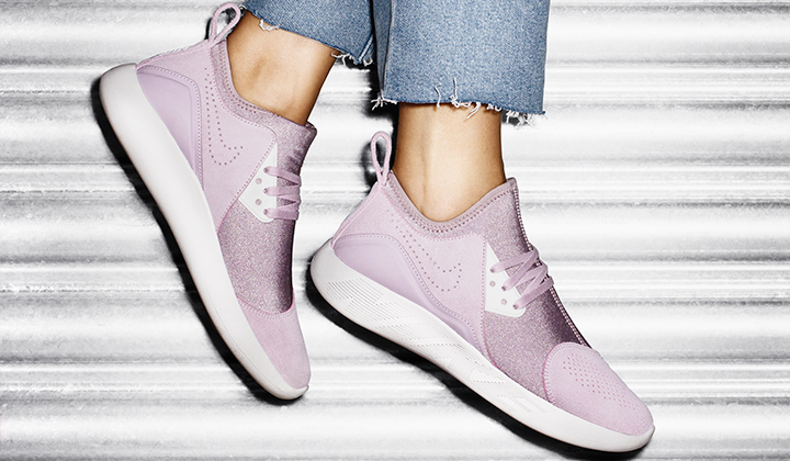 sneakers-nike-lunarcharge-violet-pink