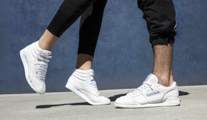 10 sneakers blancas para empezar el año