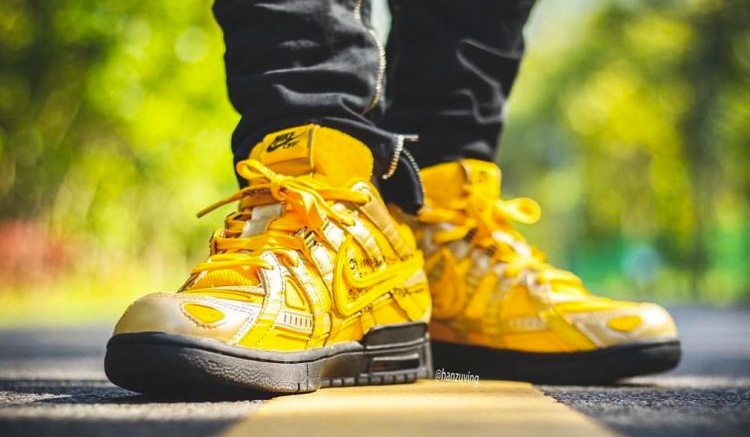Off-White x Nike Rubber Dunk University Gold CU6015-700