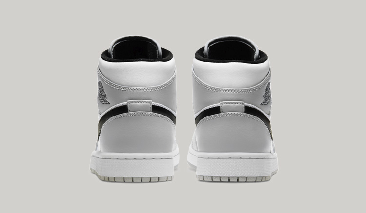 Air Jordan 1 Mid Light Smoke Grey 554724-092