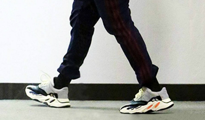 Adias Yeezy Runner nuevas