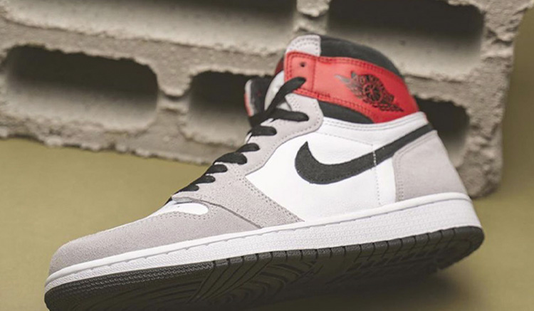 lanzamiento-air-jordan-1-light-smoke-grey-555088-126