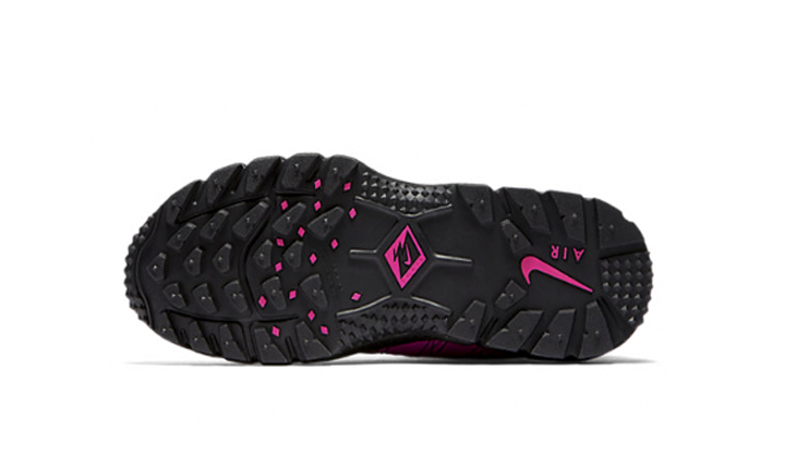 NikeLab Air Humara ’17 x Supreme