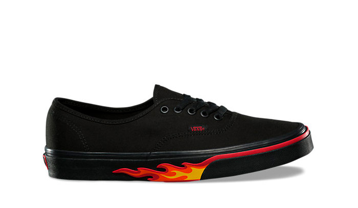 vans-authentic-flame-pack-wall